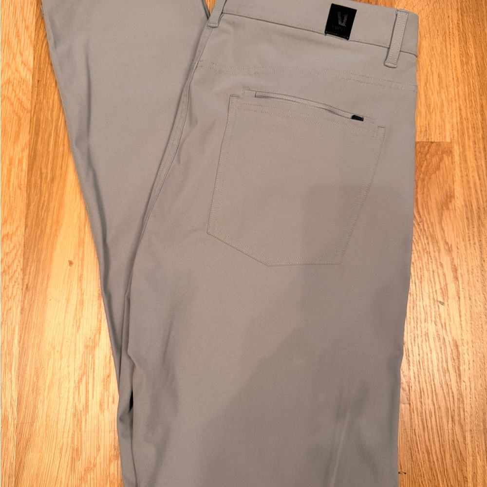 Vuori Men's Light Gray Meta pants